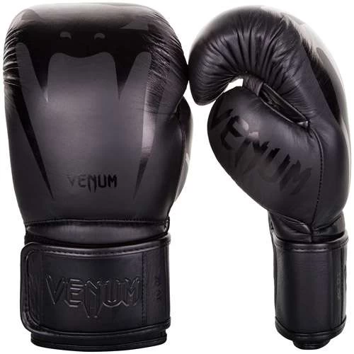 Venum Giant 3.0 Nappa Leather Boxing Glove – Black/White 2 Venum Giant 3.0 Nappa Leather Boxing Glove – Black/White - Image 2